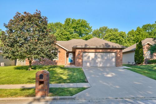 721 N Bluegill St, Nixa, MO, 65714-9410 | Card Image