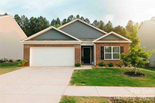 2880 Sherrills Stream Dr, Sherrills Ford, NC, 28673-7872 | Card Image