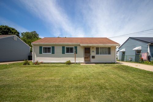 1852 23rd St, Erie, PA, 16502-2017 | Card Image