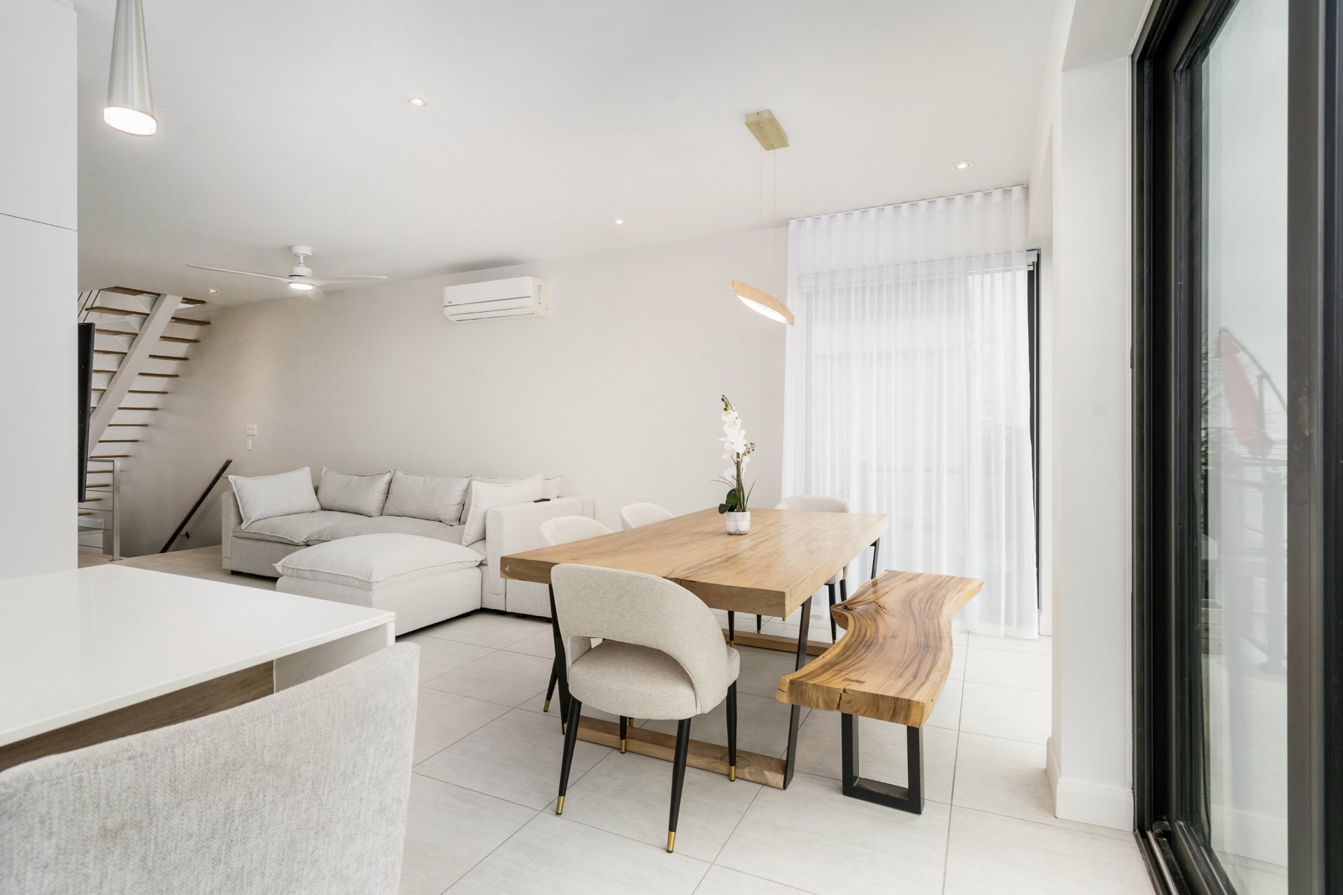 Residential Lease in Laval (Saint-Vincent-de-Paul) 3