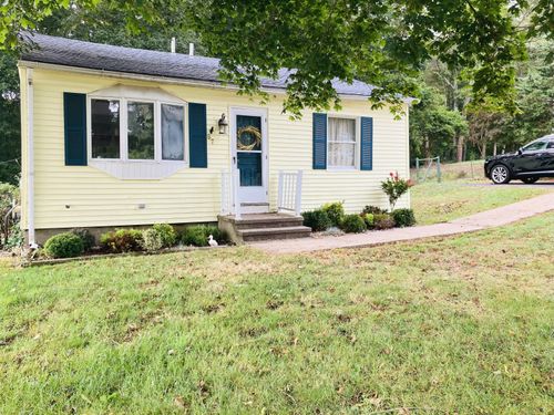 87 Elm Ridge Rd, Pawcatuck, CT, 06379-1203 | Card Image