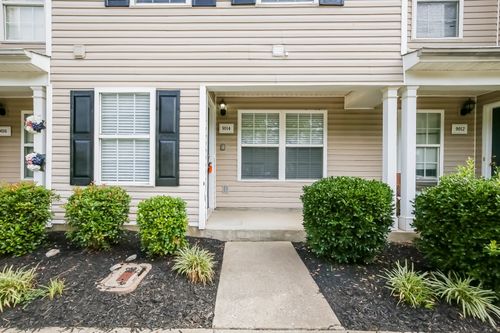 9014 Nathanael Dr, La Vergne, TN, 37086-3474 | Card Image