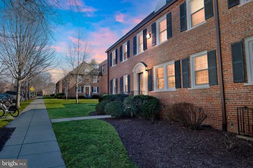 3805 V St Se, WASHINGTON, DC, 20020-1311 | Card Image