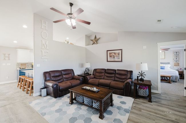 228 Edgebrook Dr, House other with 4 bedrooms, 2 bathrooms and null parking in Spring Creek NV | Image 4