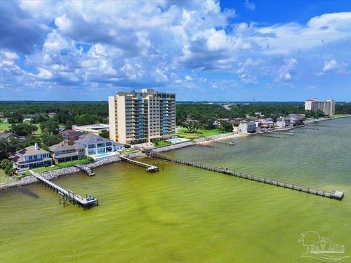 803-825 Bayshore Dr, Pensacola, FL, 32507-3466 | Card Image