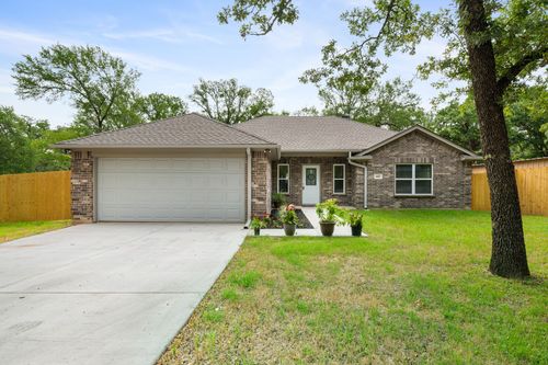 602 Cedar St, Mineral Wells, TX, 76067-5084 | Card Image