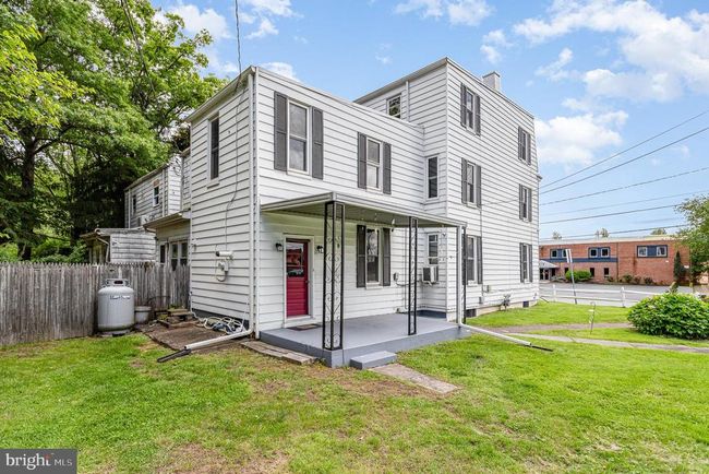 104 Miller Ln, Home with 3 bedrooms, 2 bathrooms and null parking in HARRISBURG PA | Image 25