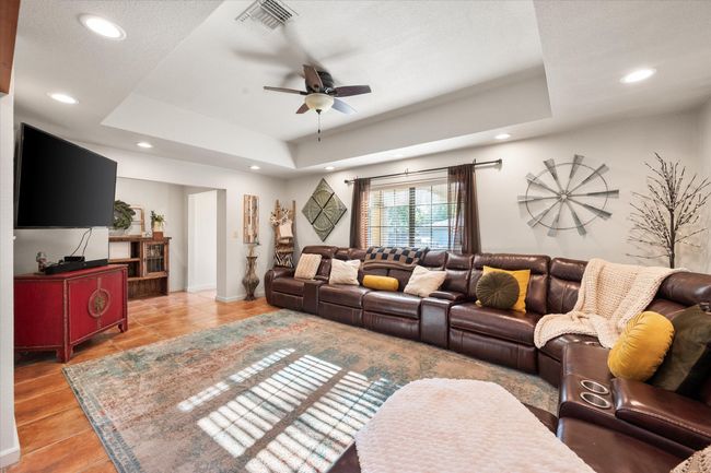 501 N Mount St, House other with 3 bedrooms, 3 bathrooms and null parking in Fairfield TX | Image 13