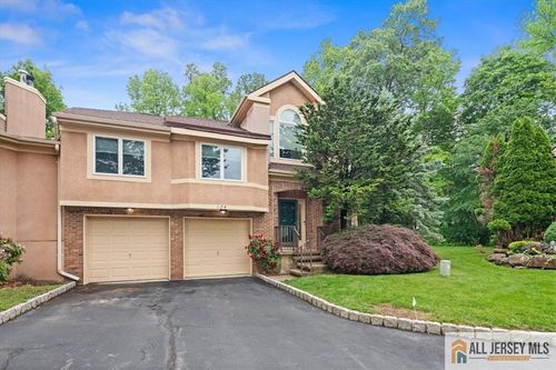 124 Kingsland Cir, Monmouth Junction, NJ, 08852-2532 | Card Image