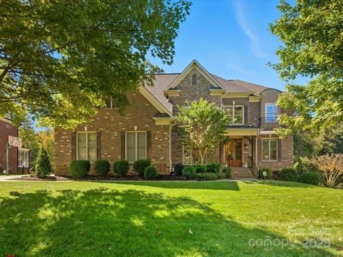 1007 Westbury Dr, Matthews, NC, 28104-6886 | Card Image