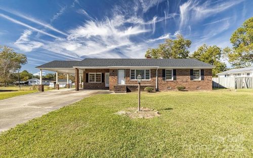 450 Camellia St, Kinston, NC, 28504-5333 | Card Image
