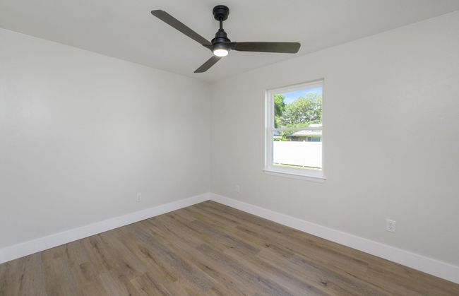 Bedroom #2 | Image 21