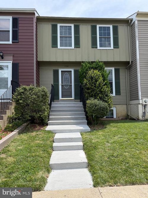 1724 Worthington Ct, FREDERICK, MD, 21702-3909 | Card Image
