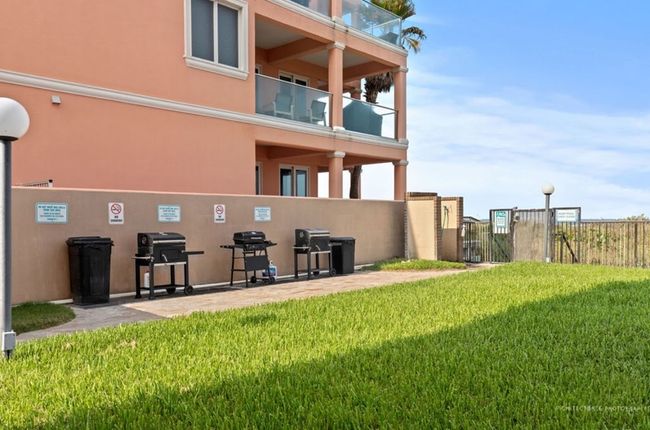 APT-103 - 4300 Gulf Blvd, Condo with 2 bedrooms, 2 bathrooms and null parking in South Padre Island TX | Image 25