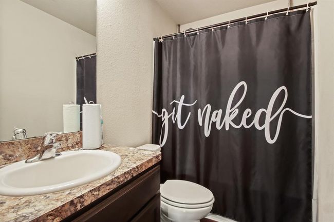 Bathroom | Image 14