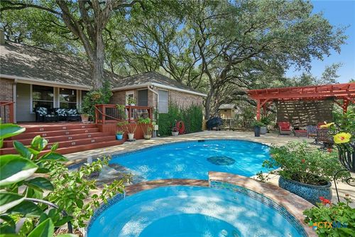 9331 Gardenia Bend Drive, San Antonio, TX, 78266 | Card Image