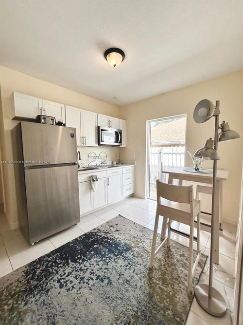 7941-7941 Nw 14th Pl, Miami, FL, 33147-5325 | Card Image