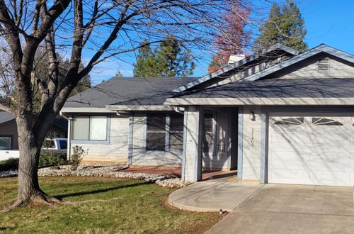 11464 Torrey Pines Dr, Auburn, CA, 95602-8006 | Card Image