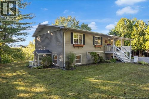 107 Robin Hood Lane, Quispamsis, NB, E2E1E9 | Card Image