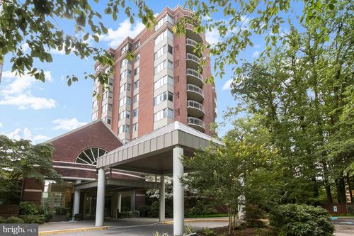2-407-5802 Nicholson Ln, ROCKVILLE, MD, 20852-2965 | Card Image