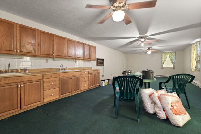 225 Hilltop Rd, Home with 3 bedrooms, 3 bathrooms and null parking in East Bernstadt KY | Image 63