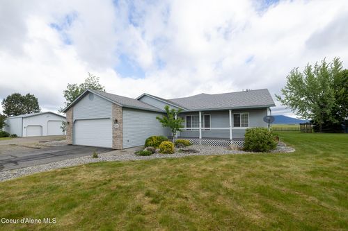 10147 W Gallop Ln, Post Falls, ID, 83854-5982 | Card Image