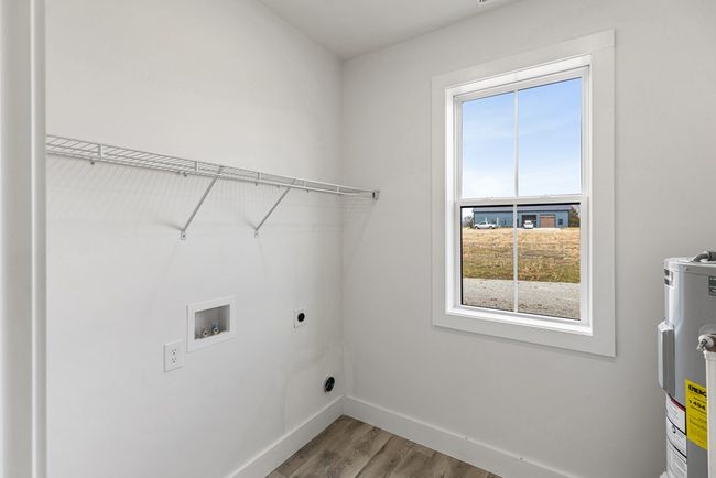 1807 Three Island Rd, Home with 3 bedrooms, 3 bathrooms and 5 parking in Walling TN | Image 54