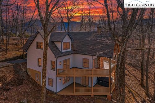 342 Tyneridge Rd, Banner Elk, NC, 28604-7787 | Card Image