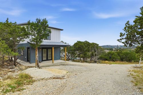 1571 Lakeshore Dr, Canyon Lake, TX, 78133-2974 | Card Image