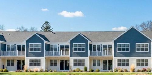 6-606 Bay View Cir, Moriches, NY, 11955 | Card Image