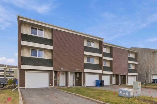 92-400 Silin Forest Rd, Fort Mcmurray, AB, T9H3S5 | Card Image
