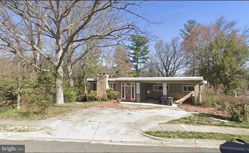 2745 N Radford St, ARLINGTON, VA, 22207-5216 | Card Image