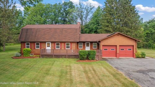 275 Church Ave, Germantown, NY, 12526-5711 | Card Image