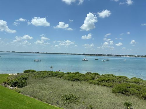 ph05-31 Harbour Isle Dr W, Fort Pierce, FL, 34949-2783 | Card Image
