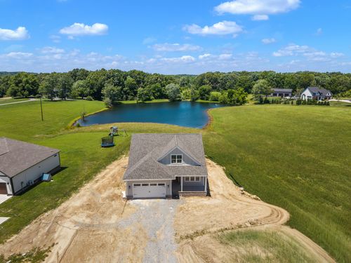 1171 Abiff Rd, Bon Aqua, TN, 37025-5032 | Card Image