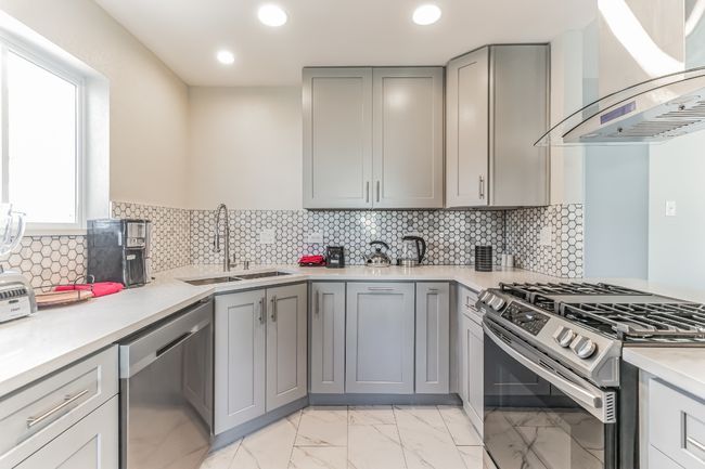 11406 Ruffed Grouse Dr, House other with 3 bedrooms, 2 bathrooms and 2 parking in Austin TX | Image 7