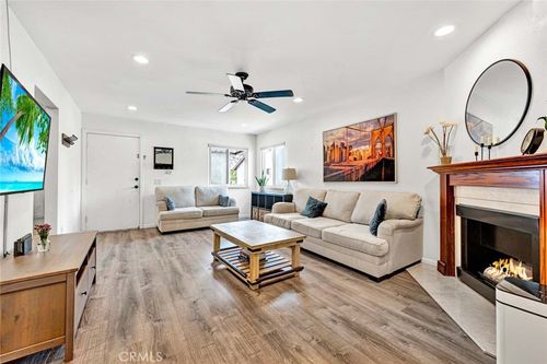 4-215 E Taft Ave, Orange, CA, 92865-4345 | Card Image