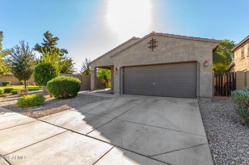 865 E Del Rio St, Chandler, AZ, 85225-8156 | Card Image