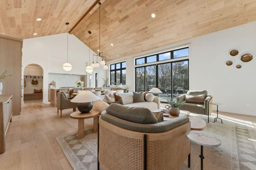 755 Ensconced Way, Chaska, MN, 55318-7434 | Card Image