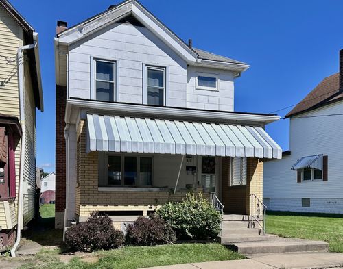428 Longfellow St, Vandergrift, PA, 15690-1449 | Card Image