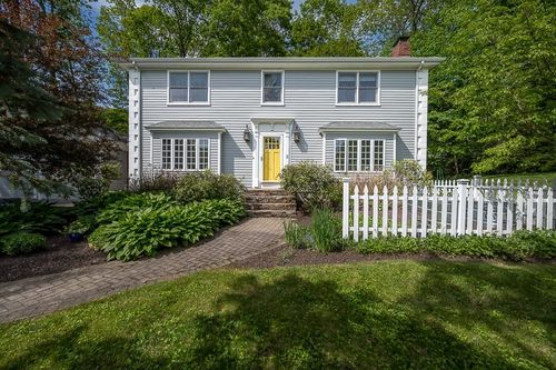 3 Squantum Rd, Paxton, MA, 01612-1403 | Card Image