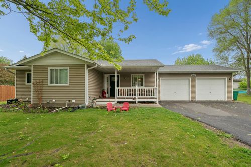 8893 Autumn Oaks Dr, Rockford, MN, 55373-9698 | Card Image