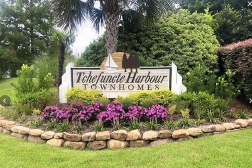 apt-n21-127 Highway 22 E, Madisonville, LA, 70447-9385 | Card Image