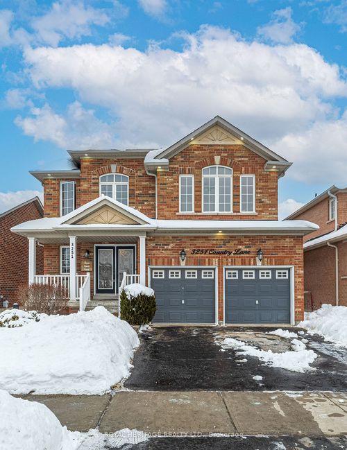 3251 Country Lane, Whitby, ON, L1P1T5 | Card Image