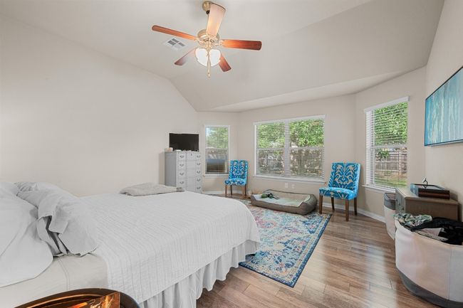 327 Saffron Spgs, House other with 3 bedrooms, 2 bathrooms and 4 parking in Buda TX | Image 20