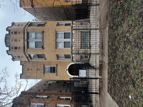 apt-1-735 N Hamlin Ave, Chicago, IL, 60624-1660 | Card Image