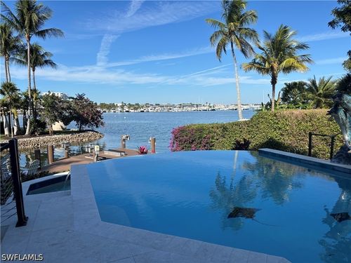 793 17th Ave S, NAPLES, FL, 34102-7410 | Card Image