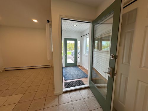 102-5 Bowman Rd, Vergennes, VT, 05491-8603 | Card Image