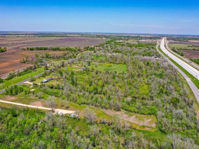 5802 E Bu 59 R Hwy, Home with 0 bedrooms, 0 bathrooms and null parking in Hungerford TX | Image 11