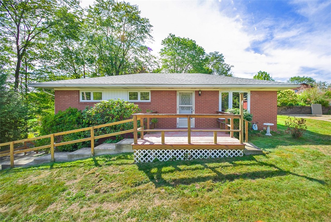 School Rd, Murrysville, PA 15668